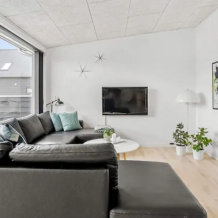 Semesterbostad 6 Person Holiday In R M